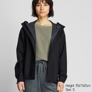 UNIQLO WOMEN BLOCKTECH PARKA